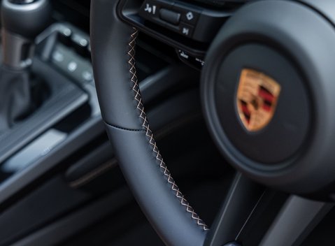 Porsche 911 GT3 TOURING (992.2) 20