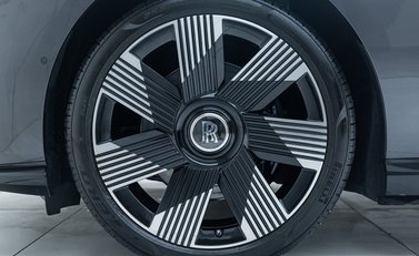 Rolls-Royce Spectre 30