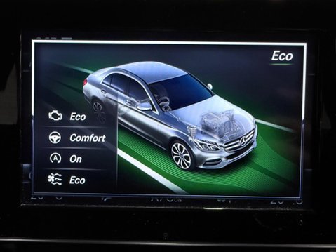Mercedes-Benz C Class 2.1 C220 BlueTEC AMG Line (Premium) G-Tronic+ Euro 6 (s/s) 4dr 33