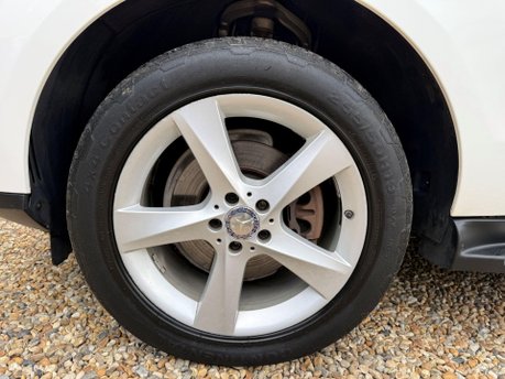 Mercedes-Benz M Class 3.0 ML350 V6 BlueTEC SE (Executive) G-Tronic 4WD Euro 6 (s/s) 5dr 14