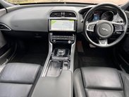 Jaguar XE 2.0i GPF R-Sport Auto Euro 6 (s/s) 4dr 7