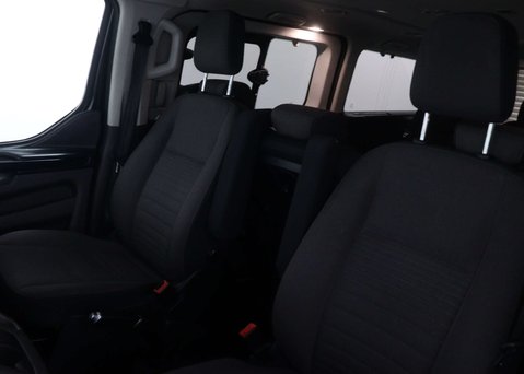Ford Tourneo Custom 2.0 Tourneo Custom 320 Titanium EcoBlue Auto L2 4dr 36