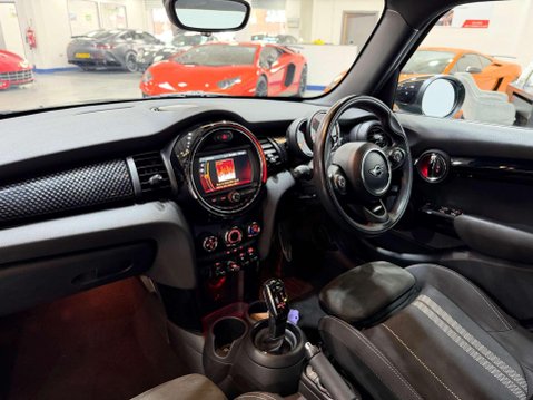 Mini Hatch 2.0 Cooper S Sport Hatchback 5dr Petrol Steptronic Euro 6 (s/s) (192 ps) 2