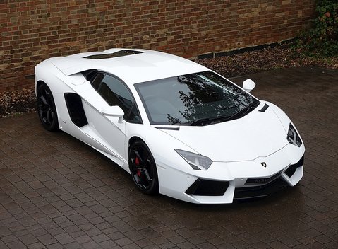 Lamborghini Aventador LP 700-4 4
