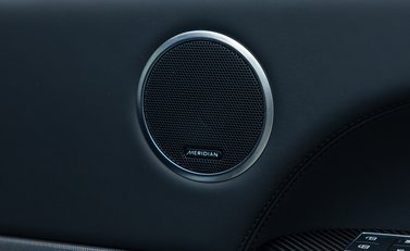 Land Rover Range Rover Sport SVR Urban 26
