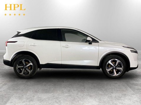 Nissan Qashqai 1.3 DIG-T MHEV N-Connecta SUV 5dr Petrol Hybrid Manual Euro 6 (s/s) (140 ps 8