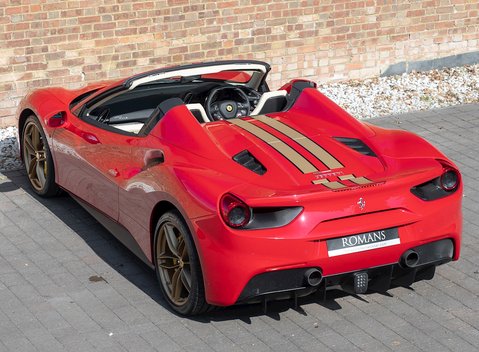 Ferrari 488 Spider 11