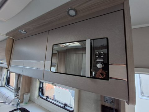 Elddis Sunseeker 196 11