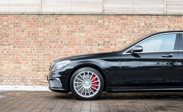 Mercedes-Benz S Class S 65 L Saloon 26
