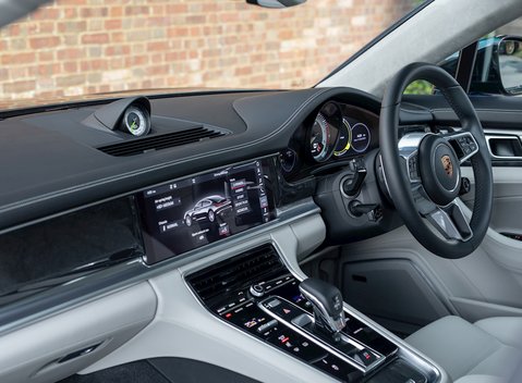 Porsche Panamera Turbo S E-Hybrid 17