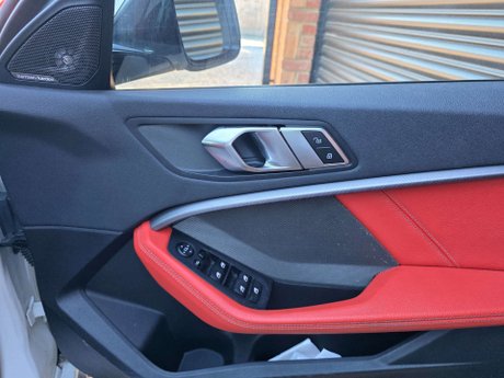 BMW 1 Series 2.0 M135i Hatchback 5dr Petrol Auto xDrive Euro 6 (s/s) (306 ps) 9