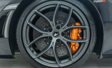 McLaren 720S Spider 33