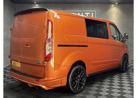 Ford Transit Custom 2.0 300 EcoBlue Limited Crew Van Double Cab 5dr Diesel Auto L1 H1 Euro 6 (s 8