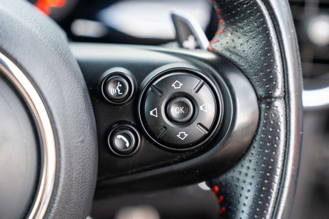 Mini Hatch 2.0 John Cooper Works Auto 3dr 64