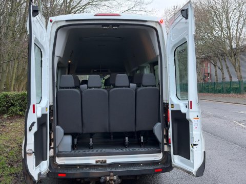 Ford Transit 2.2 TDCi 460 HDT L4 H3 4dr (18 seats) 24