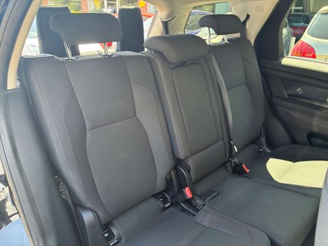 Land Rover Discovery Sport 2.0 P200 MHEV SUV 5dr Petrol Auto 4WD Euro 6 (s/s) (200 ps) 7