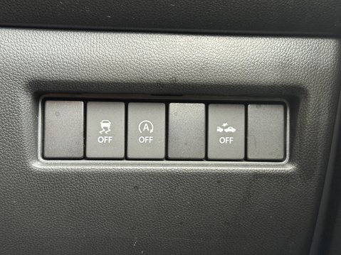 Suzuki Swift 1.2 Dualjet 83 12V Hybrid SZ-L 5dr 30