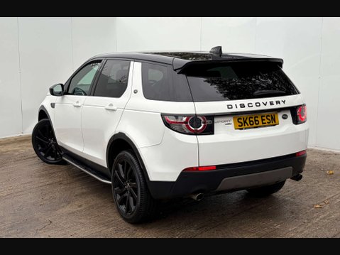 Land Rover Discovery Sport 2.0 Discovery Sport Black HSE TD4 Auto 4WD 5dr 33