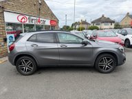 Mercedes-Benz GLA GLA 180 URBAN EDITION 9