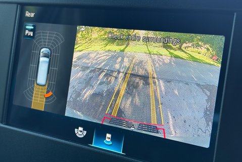 Mercedes-Benz Sprinter 319 Cdi Premium - with In-Built Bed + Diesel Heater 25