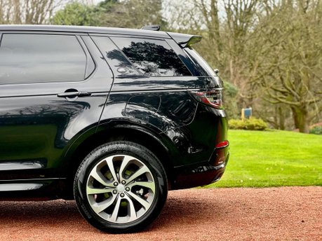 Land Rover Discovery Sport R-DYNAMIC HSE 30