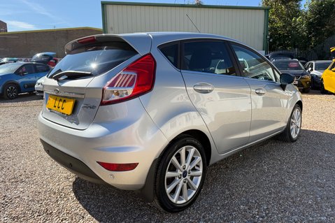 Ford Fiesta TITANIUM,,FORD SYNC,.ONLY £20;00 R:TAX,,STUNNING EXAMPLE  11