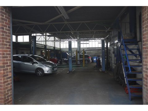 Ford Ecosport 1.5 EcoBlue Titanium SUV 5dr Diesel Manual AWD Euro 6 (s/s) (125 ps) 33