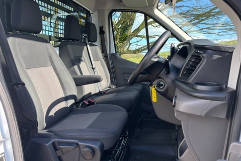 Ford Transit 350 Drw L5 130 ps Dropside Truck - 5.2m Internal Length 4