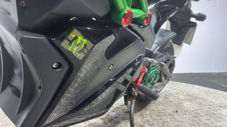 Artisan Ev ELECTRIC SCOOTER 125CC LEARNER BIKE 125CC ESCOOTER 25