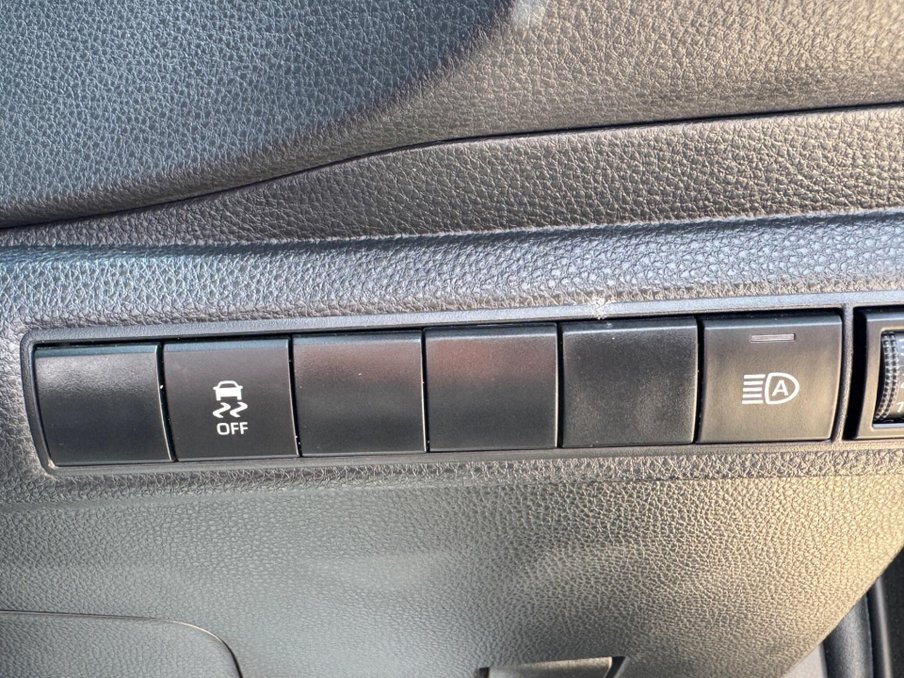 2023 Toyota Corolla — image 31
