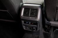 Volkswagen Tiguan Allspace LIFE TSI DSG 38