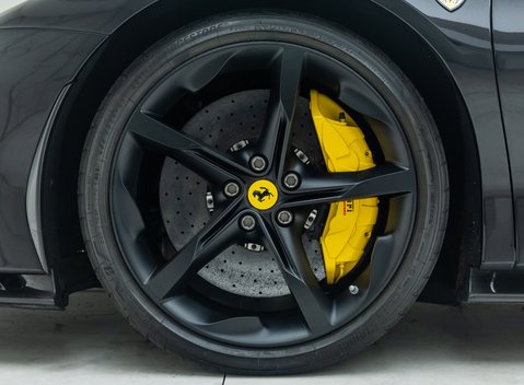 Ferrari SF90 Stradale 26