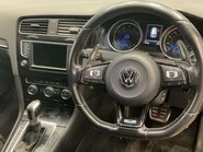 Volkswagen Golf 2.0 Golf R DSG 4WD 5dr 24