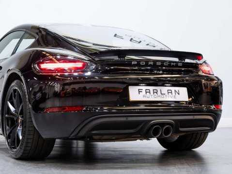 Porsche 718 Cayman 2.0T Coupe GPF 2dr Petrol PDK Euro 6 (s/s) (300 ps) 30