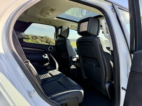 Land Rover Discovery TD6 HSE LUXURY 36