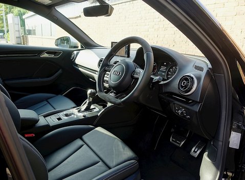 Audi RS3 Sportback 19