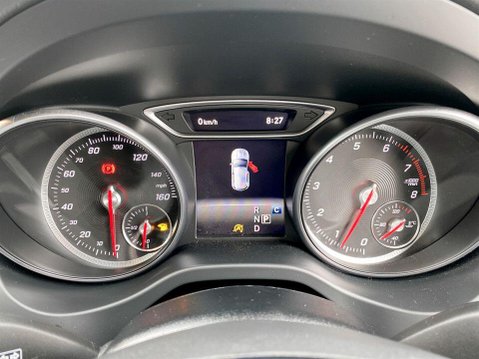 Mercedes-Benz GLA 1.6 GLA180 AMG Line Edition SUV 5dr Petrol 7G-DCT Euro 6 (s/s) (122 ps) Cr 14