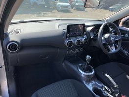 Nissan Juke 1.0 Juke Acenta DiG-T 5dr 28