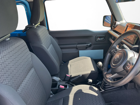 Suzuki Jimny 1.5 SZ5 ALLGRIP 3dr 16