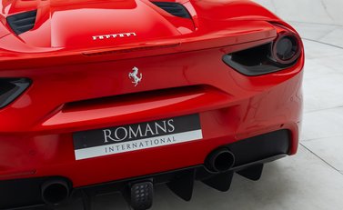 Ferrari 488 SPIDER 29