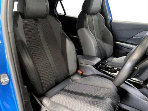 Peugeot e-2008 50kWh GT SUV 5dr Electric Auto (7kW Charger) (136 ps) 11