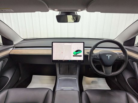 Tesla Model 3 Model 3 Long Range AWD 4WD 4dr 2