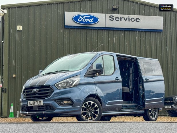 Ford Transit Custom AUTO Crew Cab SWB L1H1 320 Sport Air Con Camera Nav NO VAT SELECT 1