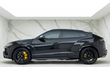 Lamborghini Urus 2