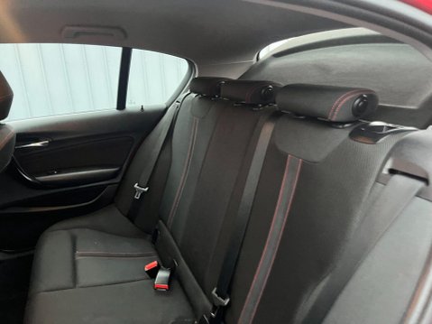 BMW 1 Series 1.5 116d Sport Euro 6 (s/s) 5dr 33