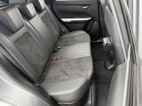 Suzuki Vitara 1.6 SZ5 5dr 34