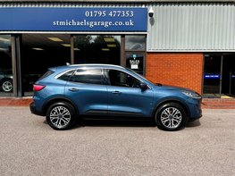 Ford Kuga 1.5 Kuga Titanium Edition 5dr 10