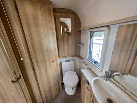 Bailey Unicorn Seville 15