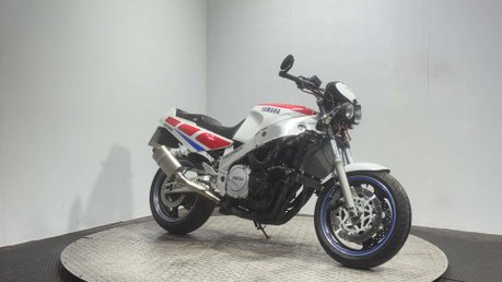 Yamaha FZR 1989 RUNNING PROJECT BIKE CLASSIC SPORTS BIKE NAKED 1000CC 3
