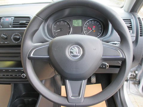 Skoda Roomster 1.2 TSI SE Action Euro 5 5dr 19